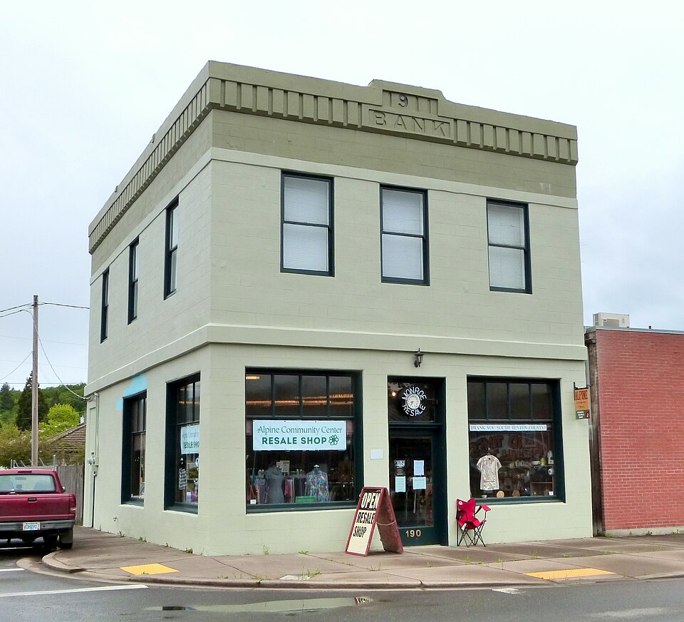 Photograph of Monroe State Bank Building