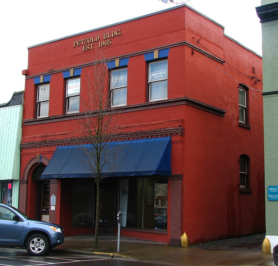 Photograph of Richard B. Petzold Building