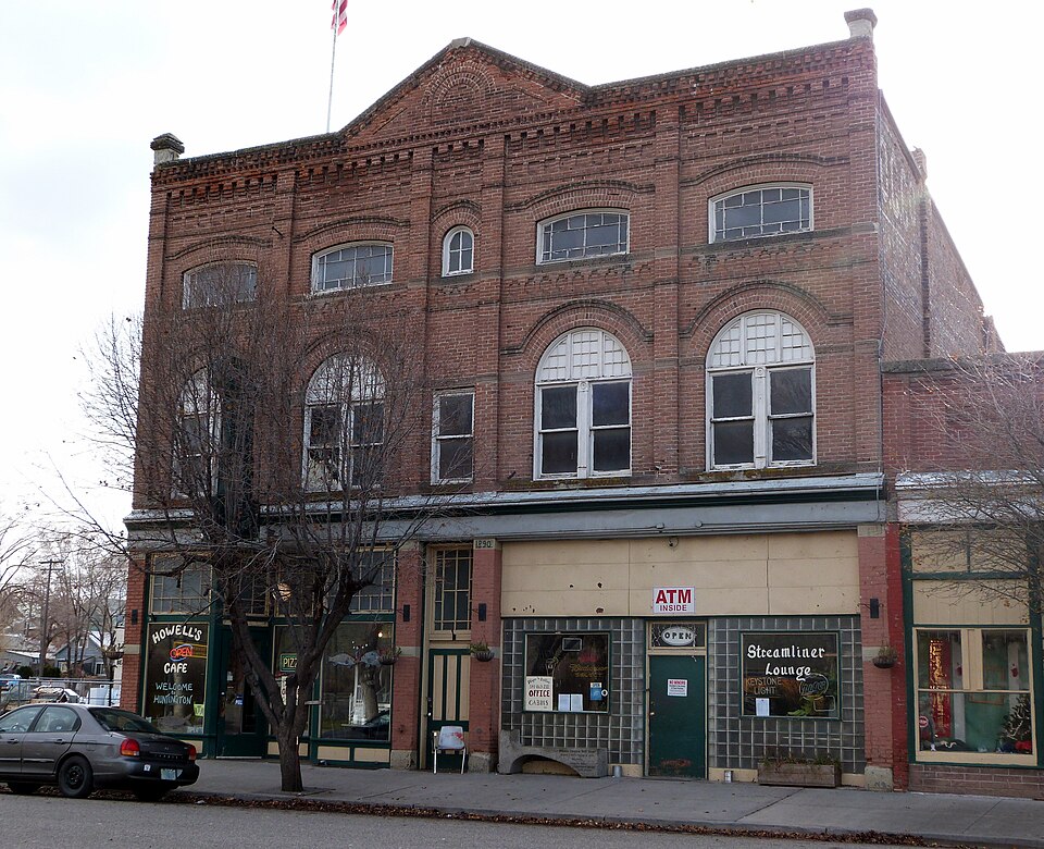 Photograph of Oregon Commercial Company Building
