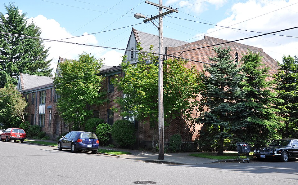 Photograph of Oriental Apartments