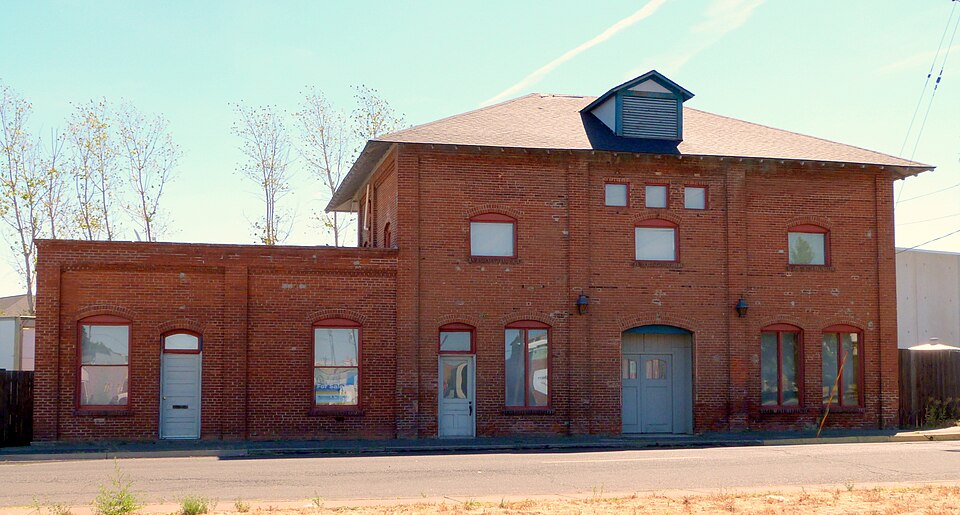 Photograph of Walla Walla Valley Traction Company Passenger Station and Powerhouse