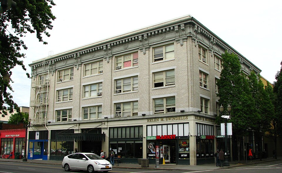 Photograph of Broadway Hotel
