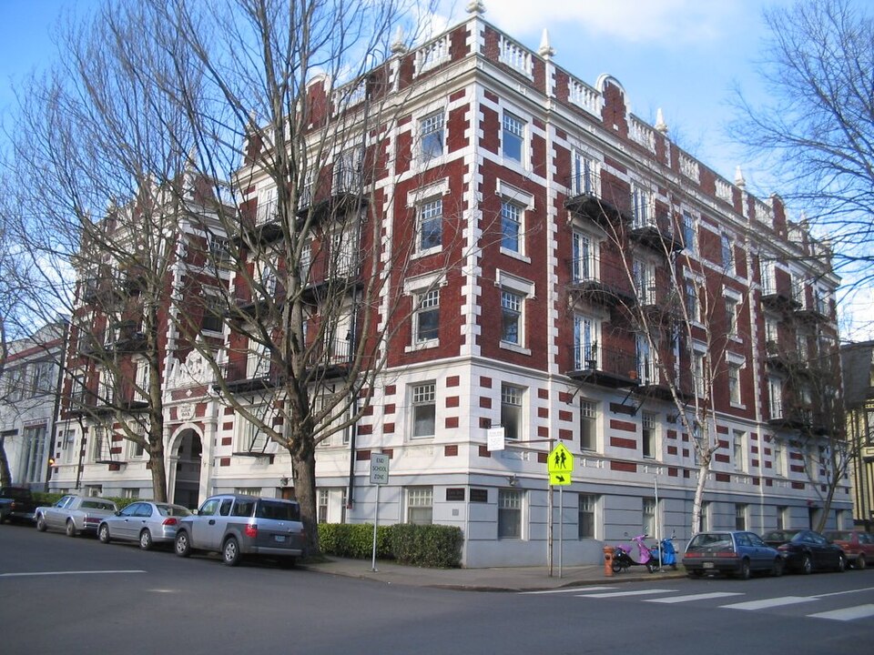Photograph of Tudor Arms Apartments