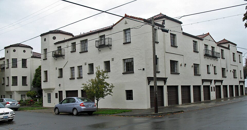 Photograph of Salerno Apartments