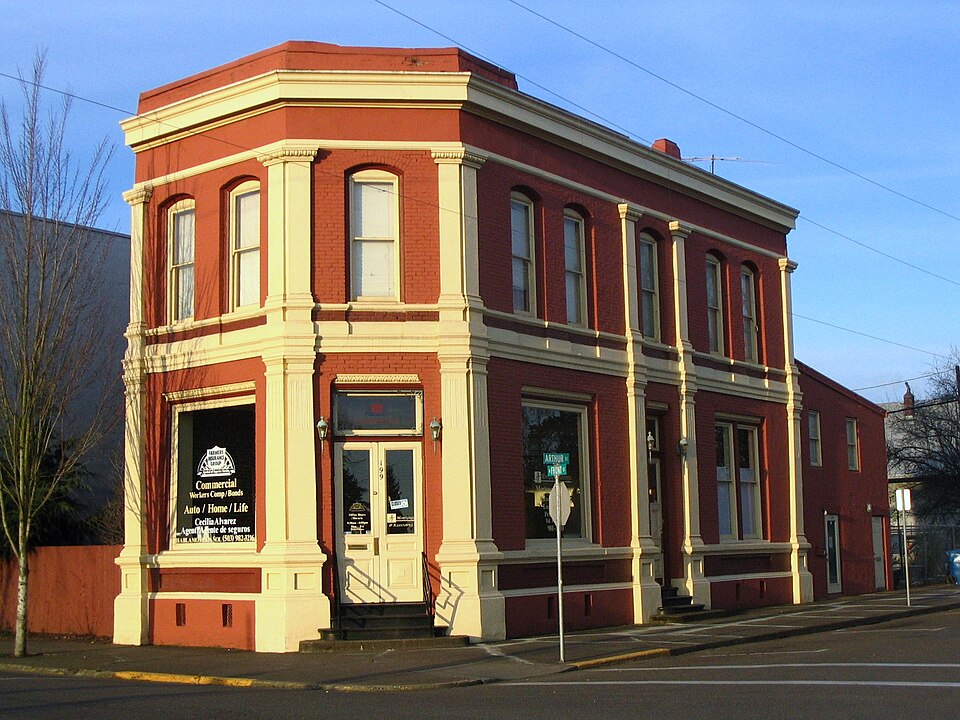 Photograph of Bank of Woodburn
