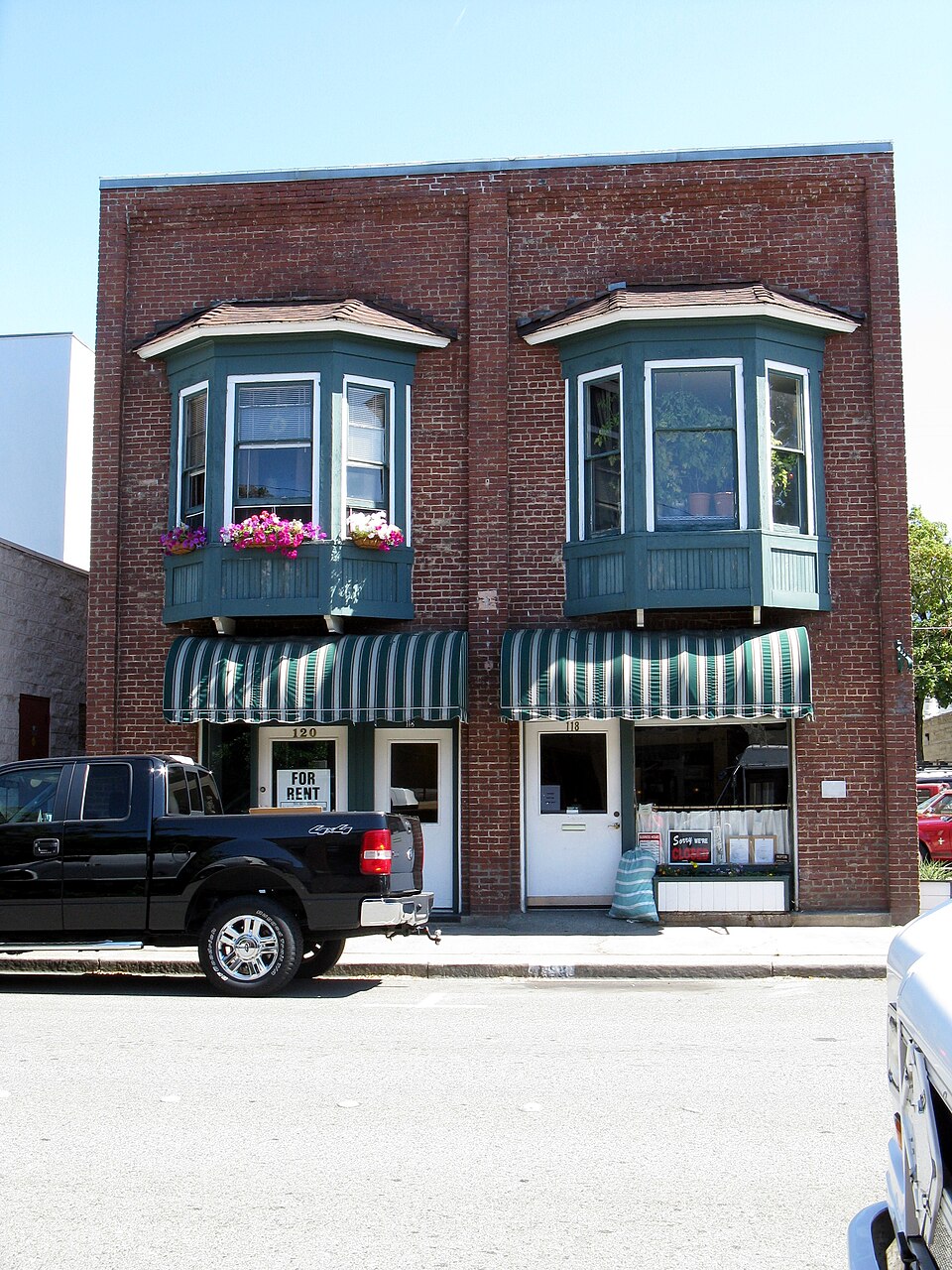 Photograph of Hotel Josephine Annex