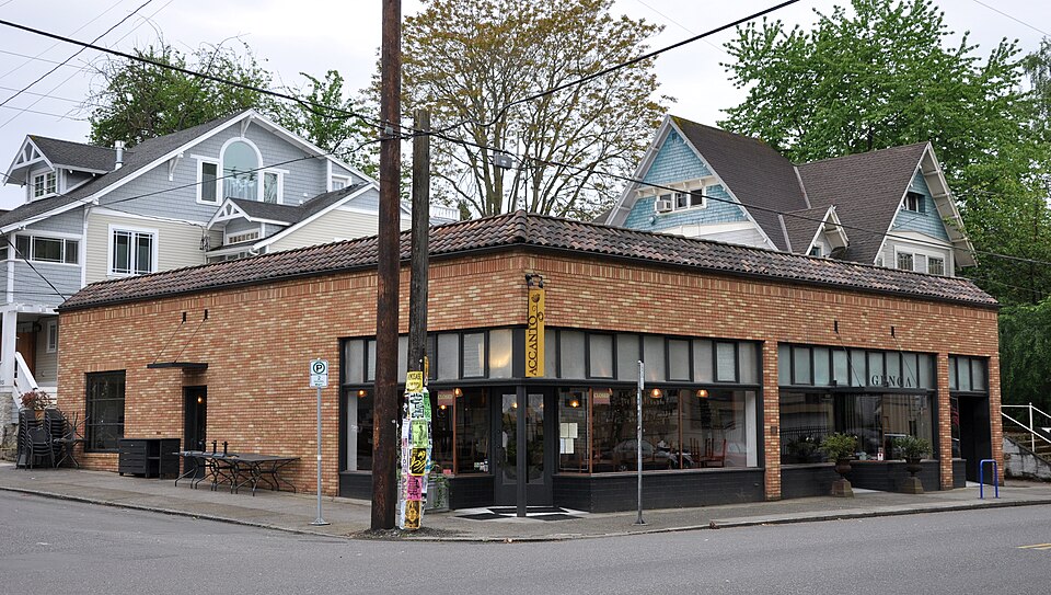 Photograph of Genoa Building