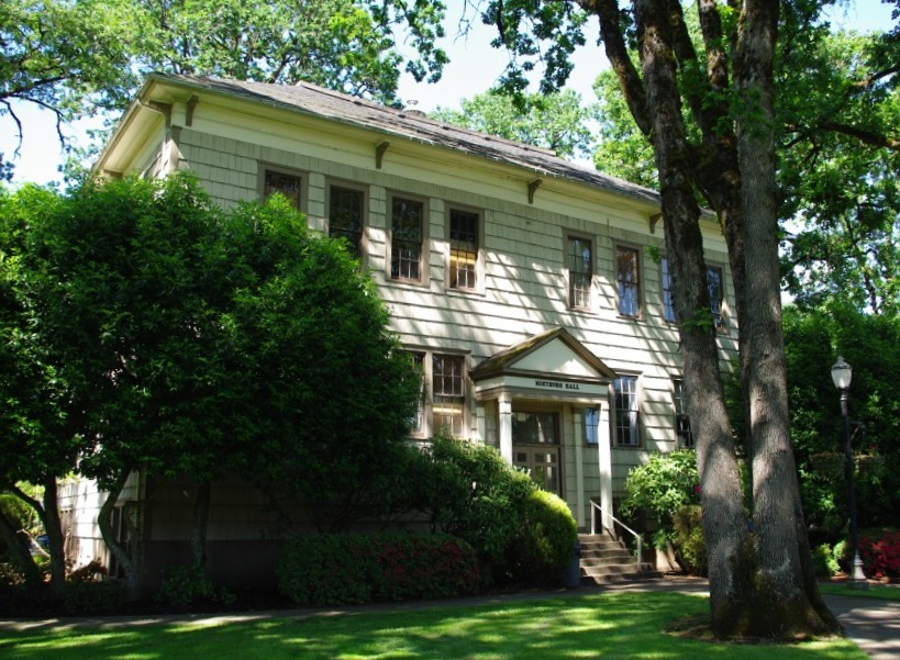 Photograph of Minthorn Hall