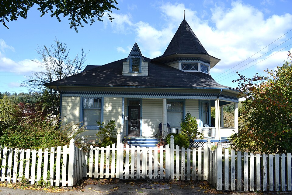 Photograph of Horace J. and Ann S. Shinn Cottage