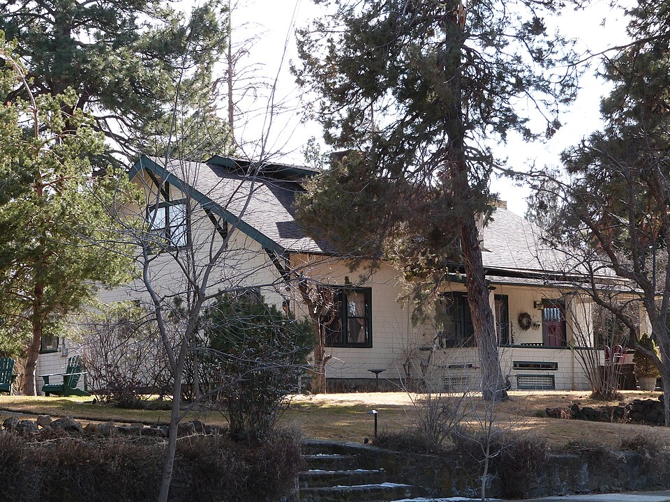 Photograph of George Palmer and Dorothy Binney Putnam House