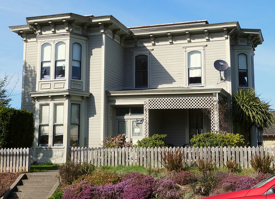 Photograph of Christian Leinenweber House