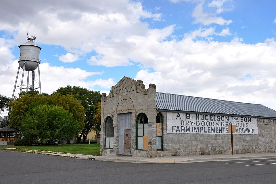 Photograph of A. B. Hudelson and Son Building