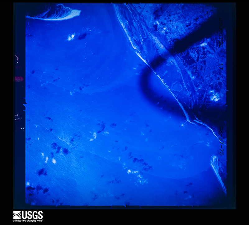 U.S. Geological Survey aerial photograph, 1975-03-27, scale 1:35000