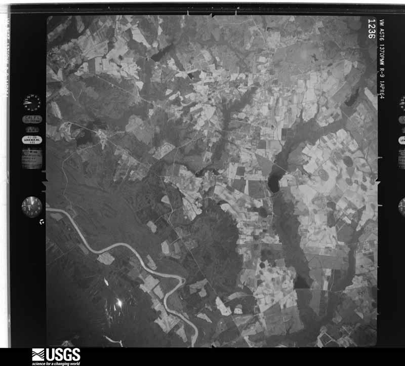 U.S. Geological Survey aerial photograph, 1964-04-01, scale 1:50000