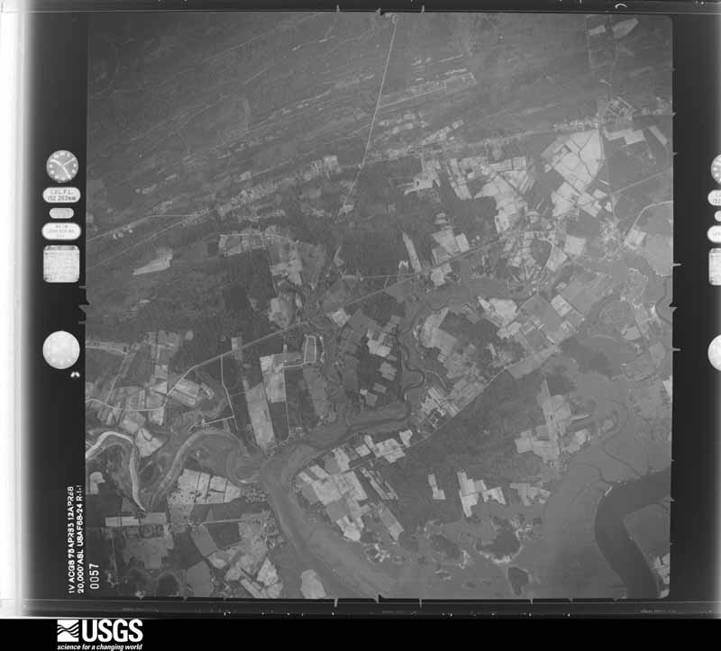 U.S. Geological Survey aerial photograph, 1968-04-12, scale 1:40000