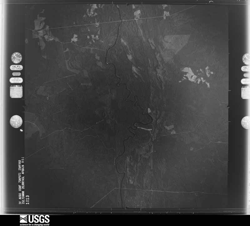U.S. Geological Survey aerial photograph, 1968-04-25, scale 1:40000