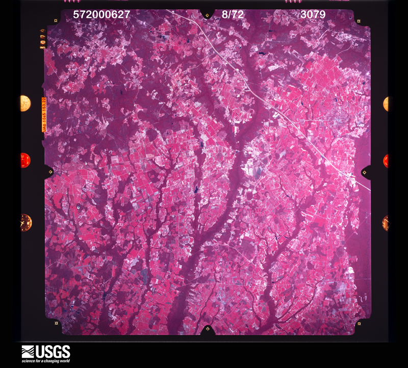 U.S. Geological Survey aerial photograph, 1972-08-19, scale 1:129000