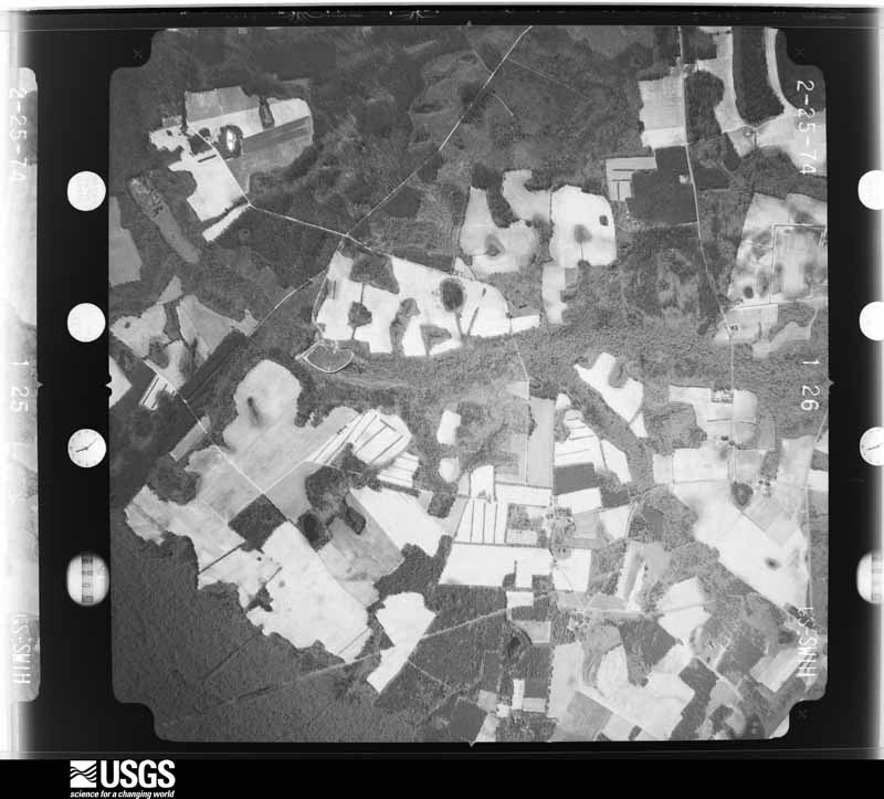 U.S. Geological Survey aerial photograph, 1974-04-01, scale 1:20500