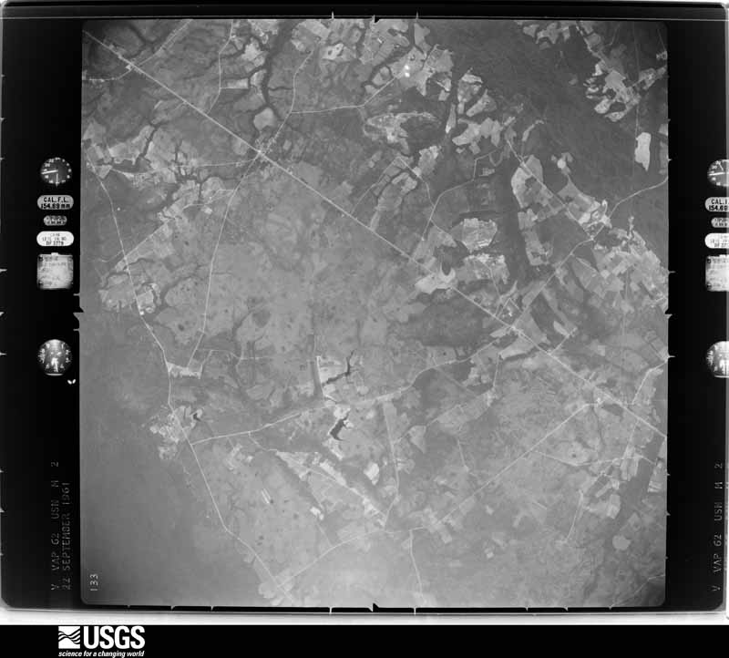 U.S. Geological Survey aerial photograph, 1961-10-01, scale 1:60000