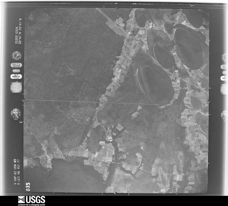 U.S. Geological Survey aerial photograph, 1958-01-01, scale 1:40000