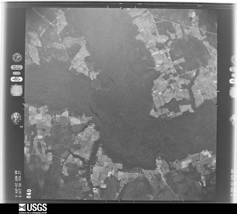 U.S. Geological Survey aerial photograph, 1958-01-01, scale 1:40000