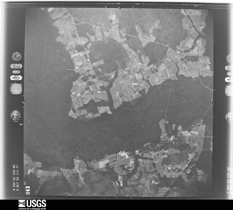 U.S. Geological Survey aerial photograph, 1958-01-01, scale 1:40000