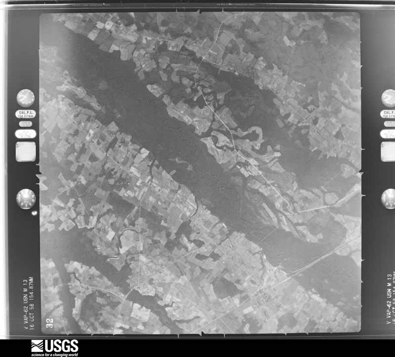 U.S. Geological Survey aerial photograph, 1958-01-01, scale 1:40000