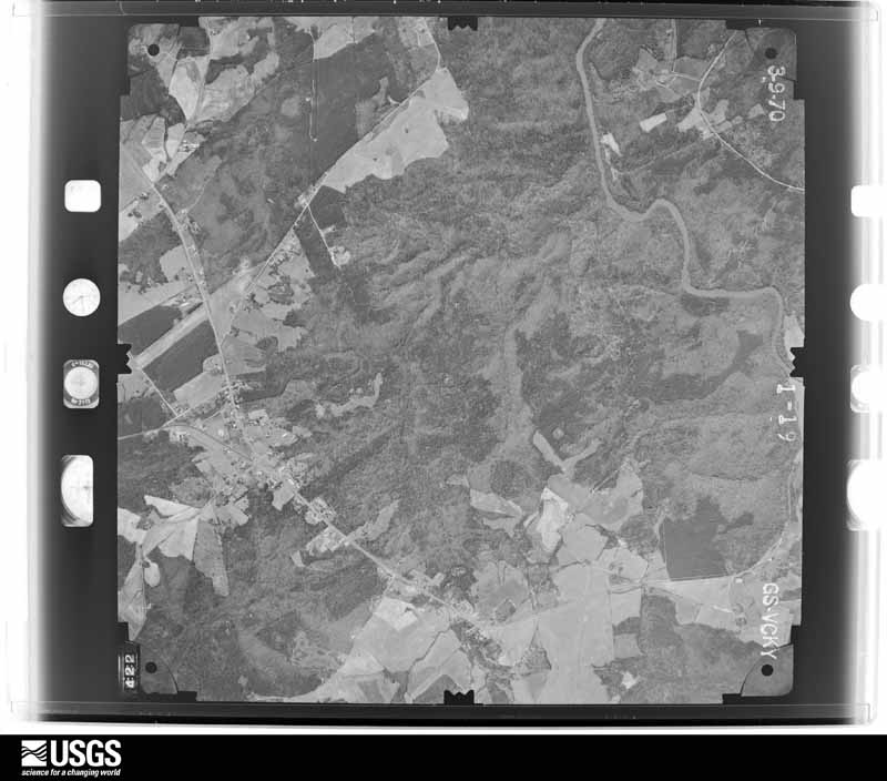 U.S. Geological Survey aerial photograph, 1970-03-09, scale 1:19000