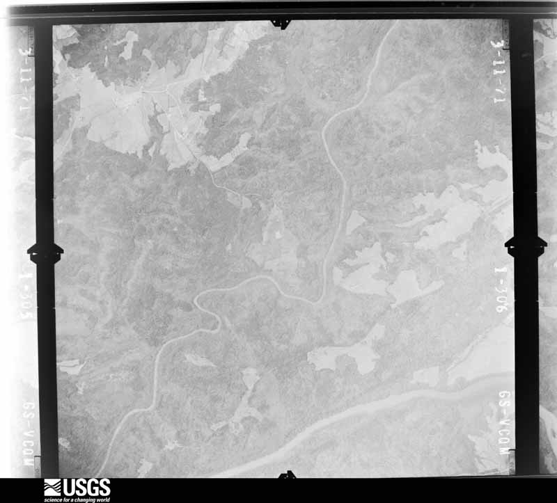 U.S. Geological Survey aerial photograph, 1971-03-11, scale 1:19000