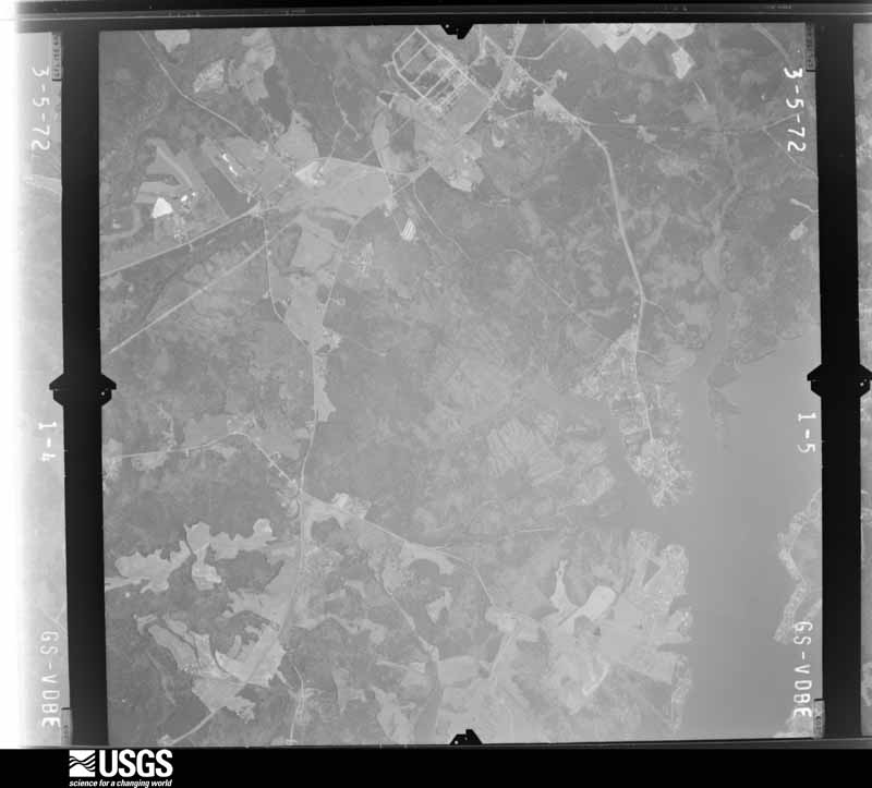 U.S. Geological Survey aerial photograph, 1972-03-05, scale 1:24000