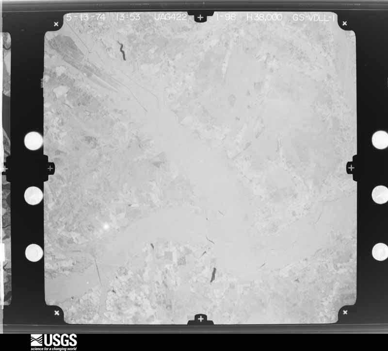 U.S. Geological Survey aerial photograph, 1974-05-13, scale 1:76000