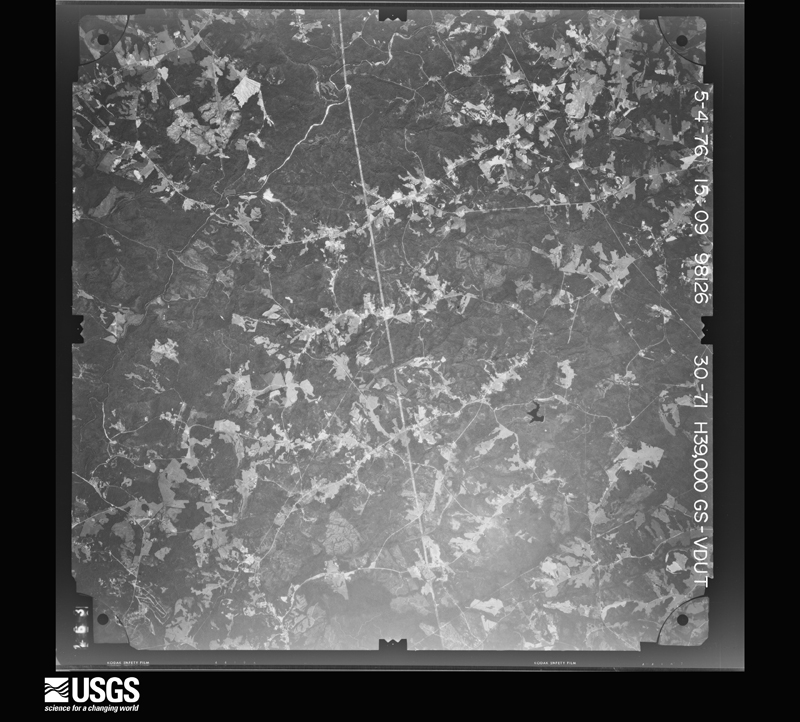 U.S. Geological Survey aerial photograph, 1975-04-01, scale 1:78000