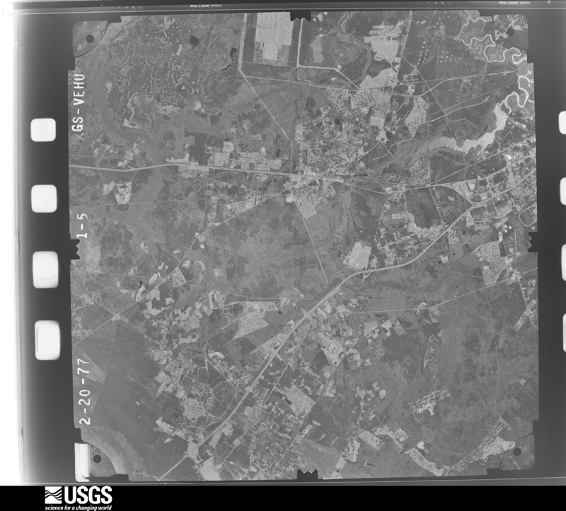 U.S. Geological Survey aerial photograph, 1977-03-01, scale 1:80000