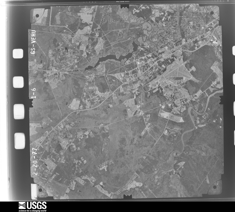 U.S. Geological Survey aerial photograph, 1977-03-01, scale 1:80000