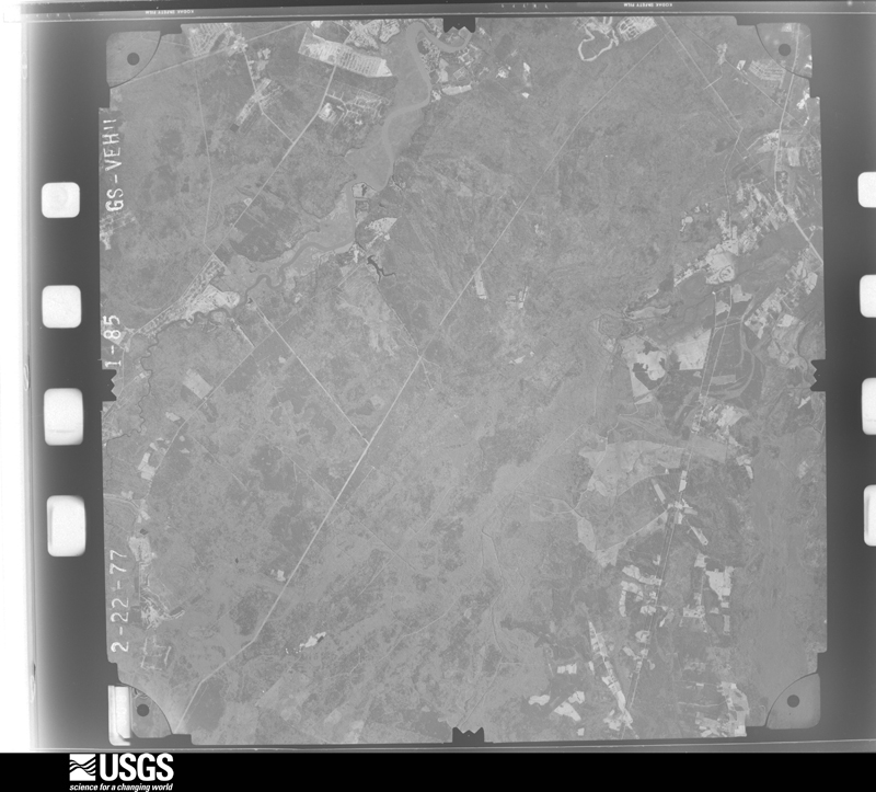 U.S. Geological Survey aerial photograph, 1977-03-01, scale 1:80000