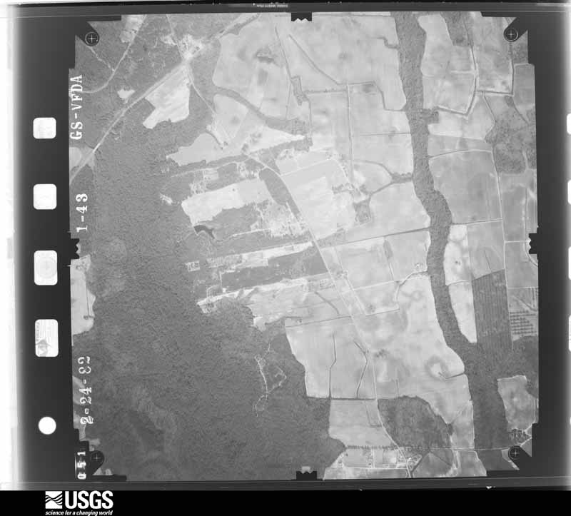 U.S. Geological Survey aerial photograph, 1982-03-01, scale 1:14000