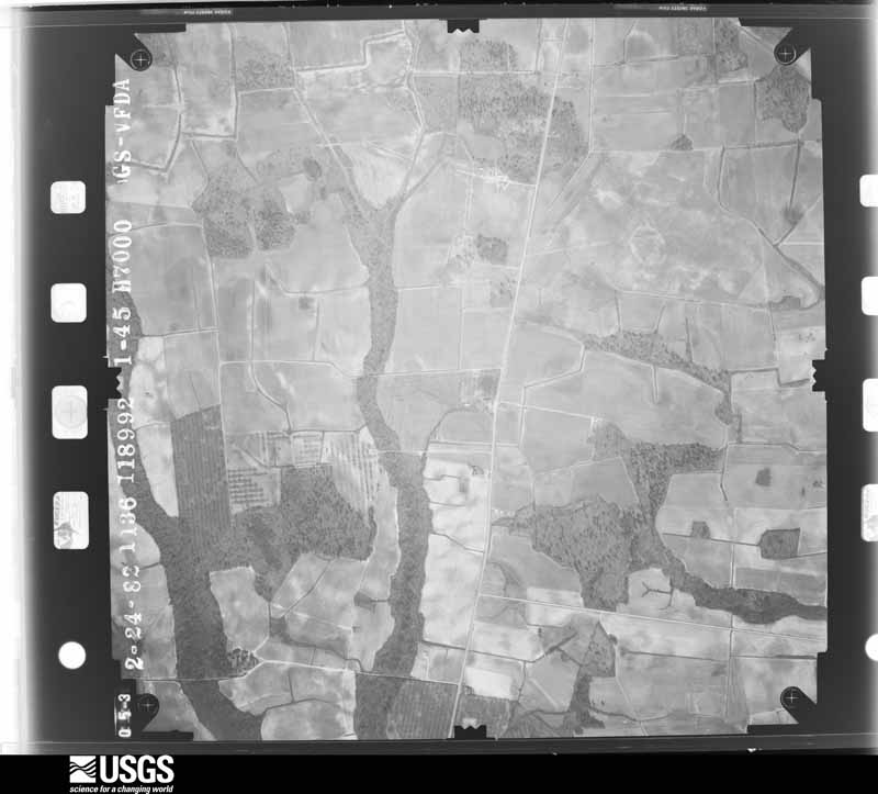 U.S. Geological Survey aerial photograph, 1982-03-01, scale 1:14000