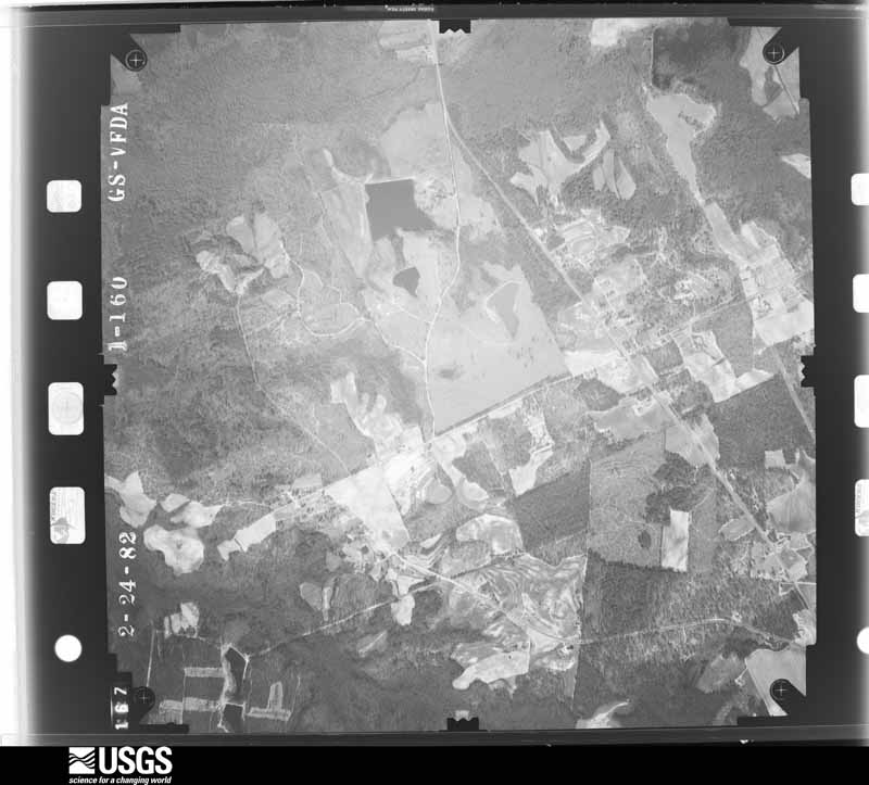 U.S. Geological Survey aerial photograph, 1982-03-01, scale 1:14000
