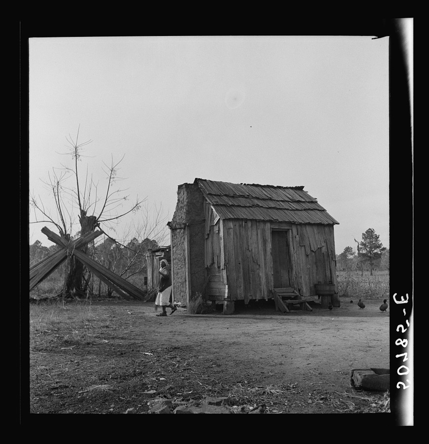 Negro's home near Beaufort, South Carolina