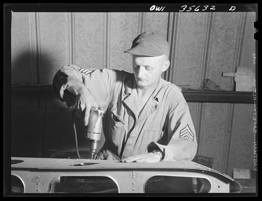 Myrtle Beach, South Carolina. Air Service Command. Sergeant Glenn A. Zimmerman, sheet metal worker with a mobile unit