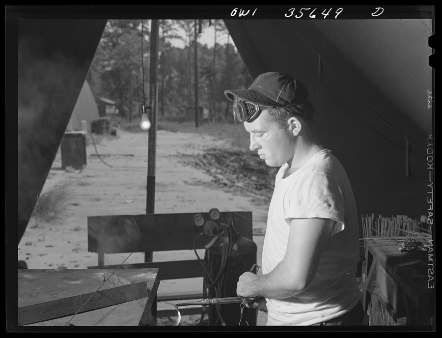 Myrtle Beach, South Carolina. Air Service Command. Sergeant Richard A. Walton, a welder with a mobile unit