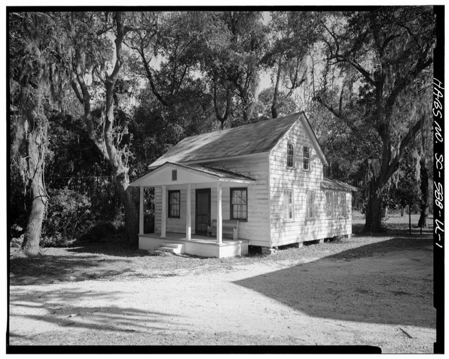 Penn School Historic District, Small House Next to Brick Church, SC Route 37, next to Brick Church, St. Helena Island, Frogmore, Beaufort County, SC