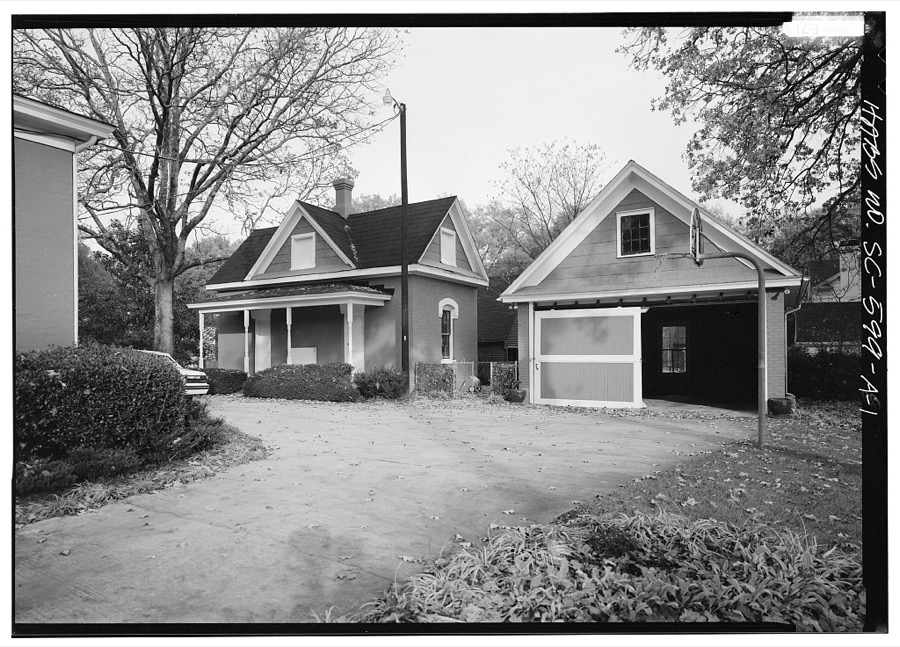 Lanneau-Norwood House, Carriage House & Garage, 417 Belmont Avenue, Greenville, Greenville County, SC