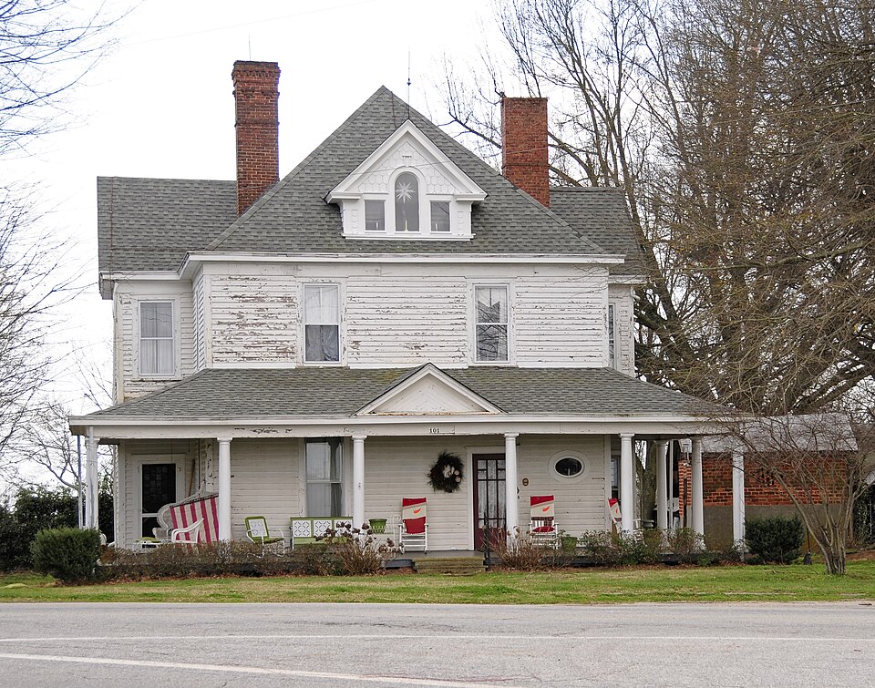 Photograph of Magness-Humphries House