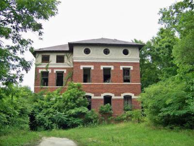 Photograph of Lando School