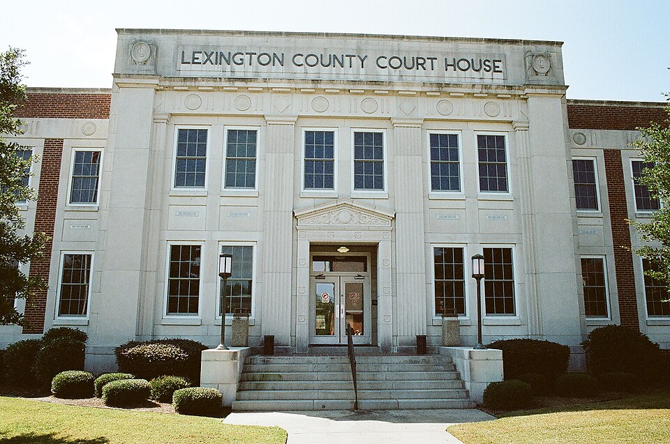 Photograph of Lexington County Courthouse