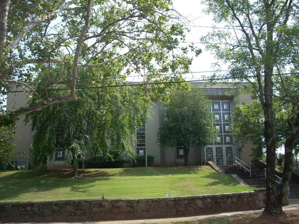Photograph of Oconee County Courthouse