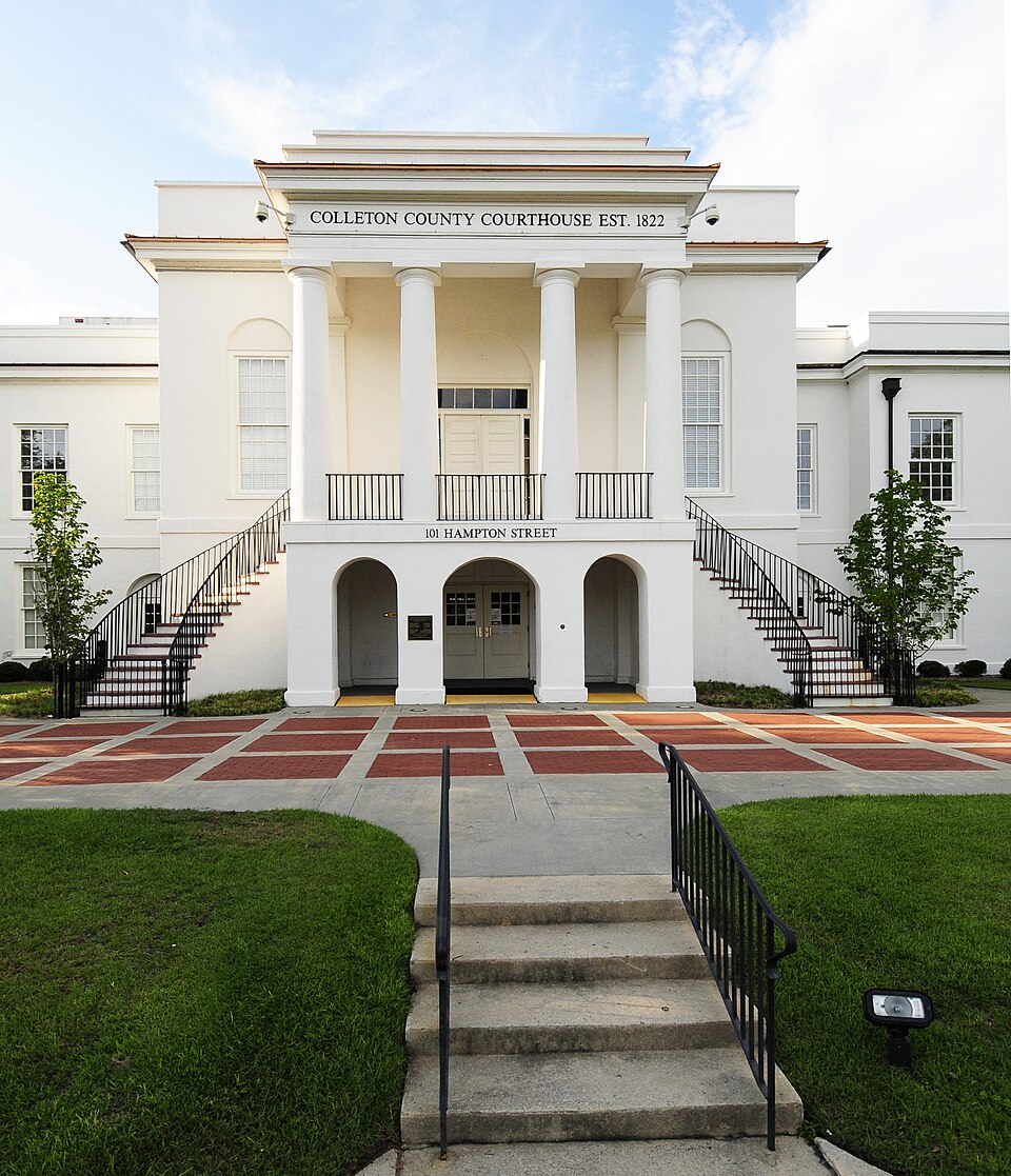 Photograph of Colleton County Courthouse