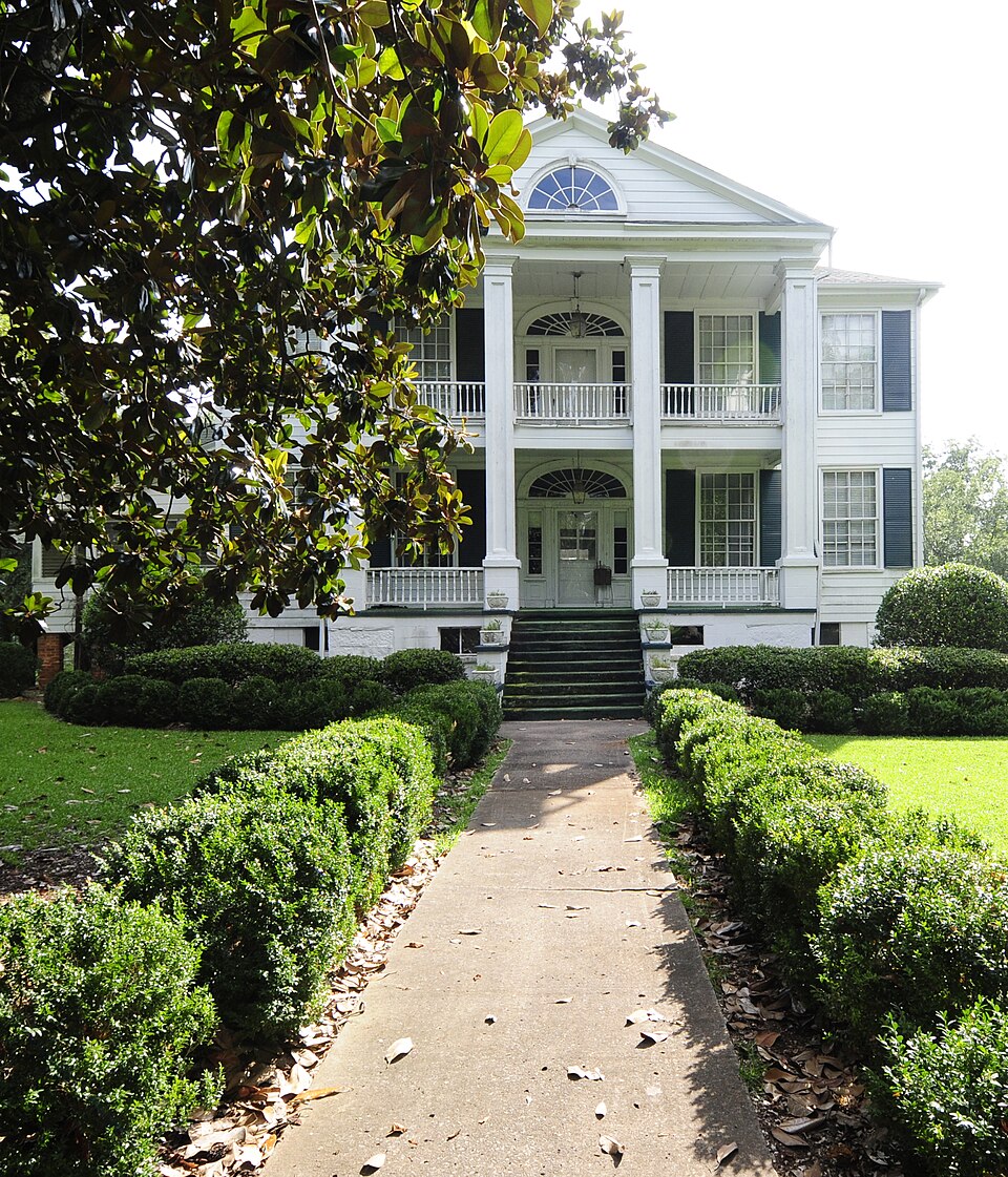Photograph of Davis Plantation