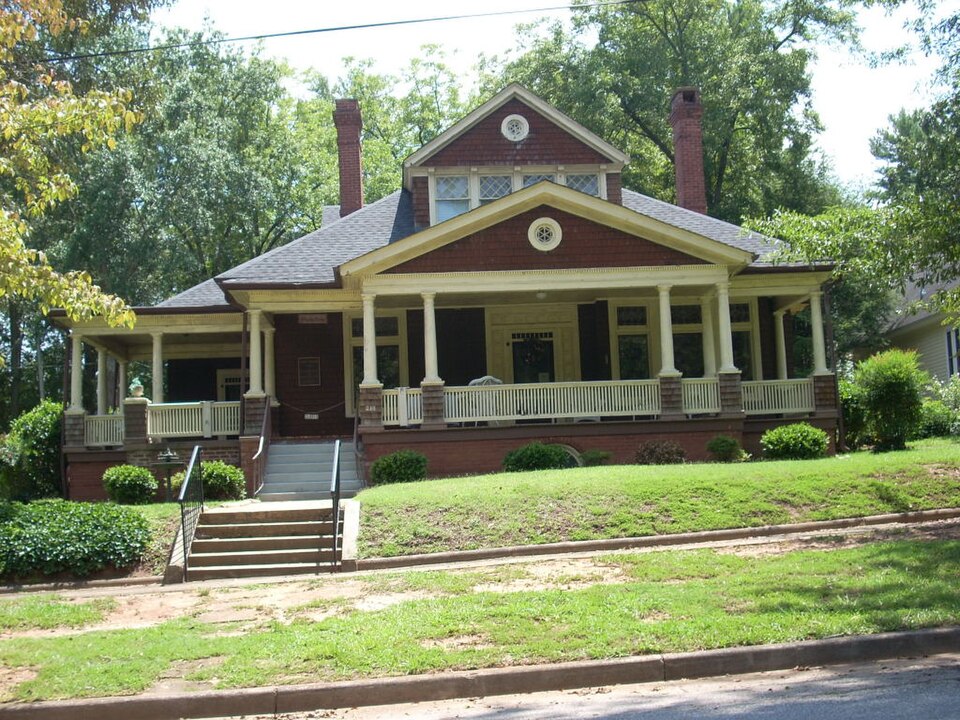 Photograph of Seneca Historic District